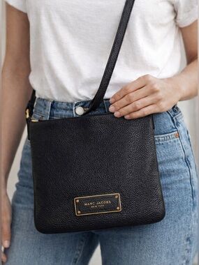Marc Jacobs Black Pebbled Leather Crossbody Gold Hardware